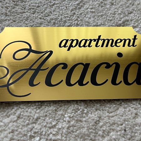 Apartment Acacia Warna Exterior foto