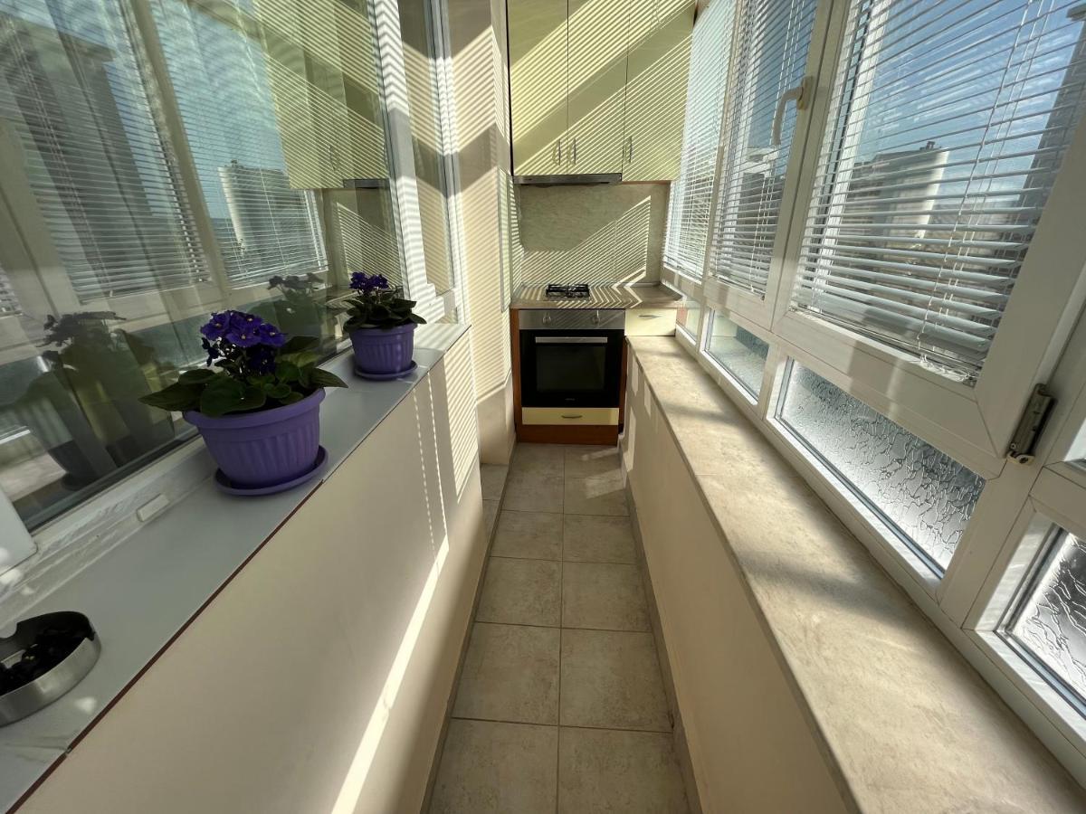 Apartment Acacia Warna Exterior foto